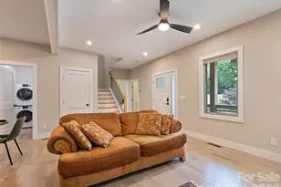 10 Pruitt St, Asheville, NC 28806 - Photo 8