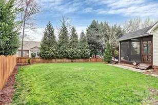 11816 Pheasant Ln, Charlotte, NC 28277 - Photo 34
