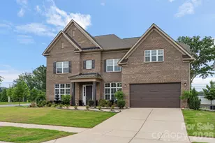 5005 Alexander Mnr Dr, Charlotte, NC 28270 - Photo 2