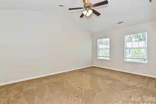 6709 Broad Valley Ct, Charlotte, NC 28216 - Photo 18