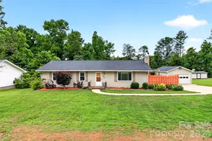109 Woodruff Ct, Moore, SC 29369 - Photo 2