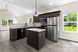 208 Nottingham Dr, York, SC 29745 - Photo 8