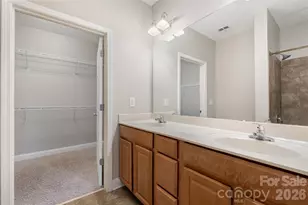 1000 E Woodlawn Rd, Charlotte, NC 28209 - Photo 14