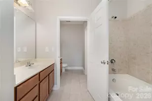 1000 E Woodlawn Rd, Charlotte, NC 28209 - Photo 10