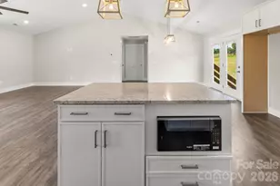 725 Alf Hoover Rd, Lincolnton, NC 28092 - Photo 10