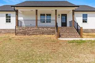 725 Alf Hoover Rd, Lincolnton, NC 28092 - Photo 2