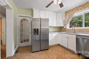 155 Michigan Ave, Asheville, NC 28806 - Photo 16