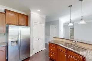 16126 Long Talon Way, Charlotte, NC 28278 - Photo 8