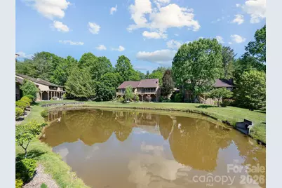 905 Red Oak Drive, Hendersonville, NC 28791 - Photo 12