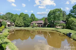 905 Red Oak Dr, Hendersonville, NC 28791 - Photo 12