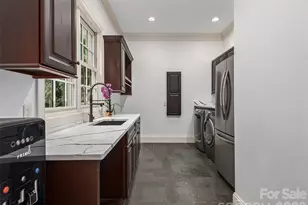 433 Coopers Hawk Dr, Asheville, NC 28803 - Photo 24