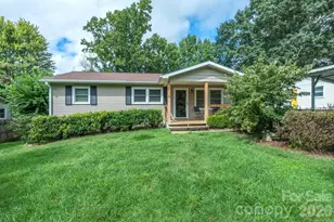 16 Oakley Dogwood Dr, Asheville, NC 28803 - Photo 2