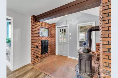 126 Arrowwood Way, Canton, NC 28716 - Photo 6
