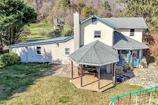 126 Arrowwood Way, Canton, NC 28716 - Photo 2