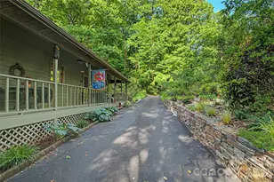 383 Ravenwood Ln, Horse Shoe, NC 28742 - Photo 2