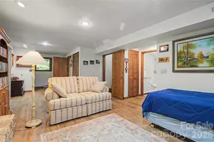 383 Ravenwood Ln, Horse Shoe, NC 28742 - Photo 34