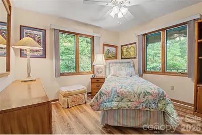 383 Ravenwood Lane, Horse Shoe, NC 28742 - Photo 28