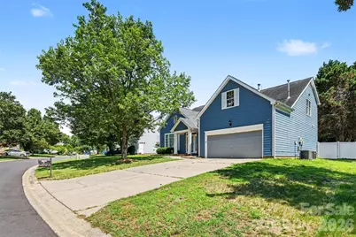 11232 Laurel View Drive, Charlotte, NC 28273 - Photo 2