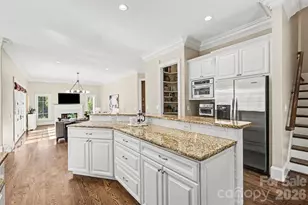 8000 Skye Lochs Dr, Waxhaw, NC 28173 - Photo 10