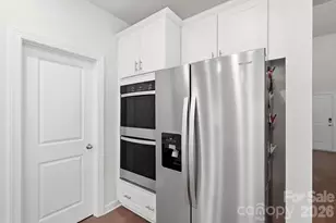 6234 Barcelona Wy, Charlotte, NC 28214 - Photo 8