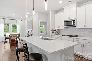 6234 Barcelona Wy, Charlotte, NC 28214 - Photo 4
