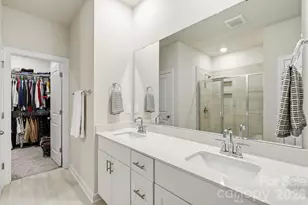 6234 Barcelona Wy, Charlotte, NC 28214 - Photo 16