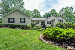 8 Shadowbrook Dr, Weaverville, NC 28787 - Photo 1