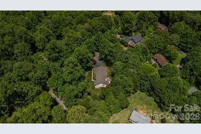 8 Shadowbrook Drive, Weaverville, NC 28787 - Photo 2