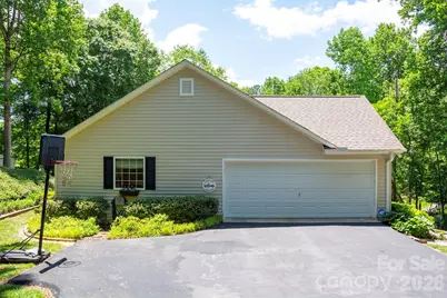 8 Shadowbrook Drive, Weaverville, NC 28787 - Photo 6