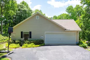 8 Shadowbrook Dr, Weaverville, NC 28787 - Photo 6