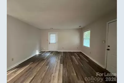 518 W Park Avenue, Mooresville, NC 28115 - Photo 4