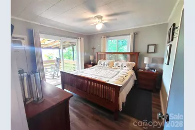 314 Blackberry Lane, Clyde, NC 28721 - Photo 16