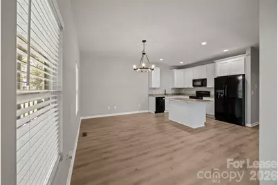 3130 Celia Avenue, Charlotte, NC 28216 - Photo 4
