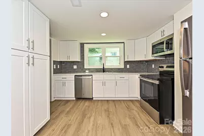 1228 Wilmington Avenue, Statesville, NC 28677 - Photo 8