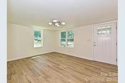 1228 Wilmington Avenue, Statesville, NC 28677 - Photo 2