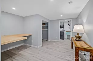 11 Grenadier Ct, Candler, NC 28715 - Photo 14