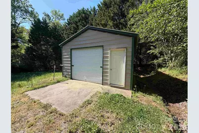 2076 S Fork Drive, Morganton, NC 28655 - Photo 32