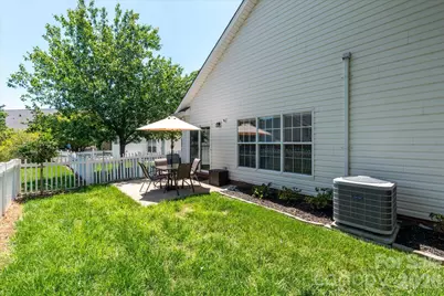 1047 Curry Way, Matthews, NC 28104 - Photo 34