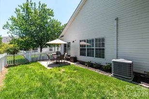 1047 Curry Way, Matthews, NC 28104 - Photo 34