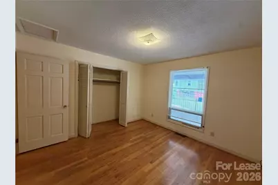 646 E Broad Street, Statesville, NC 28677 - Photo 10