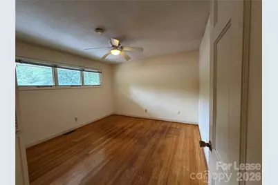 646 E Broad Street, Statesville, NC 28677 - Photo 12