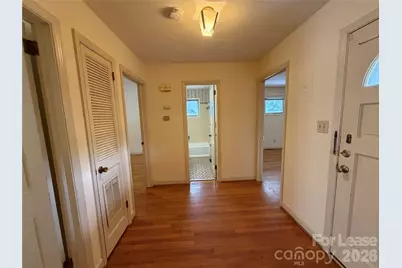 646 E Broad Street, Statesville, NC 28677 - Photo 8