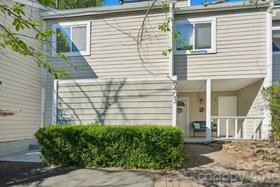 8403 Cricket Lake Drive, Charlotte, NC 28277 - Photo 2