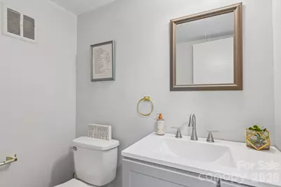 8403 Cricket Lake Drive, Charlotte, NC 28277 - Photo 14