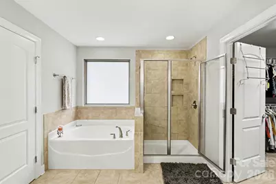 16524 Crosshaven Drive, Charlotte, NC 28278 - Photo 26