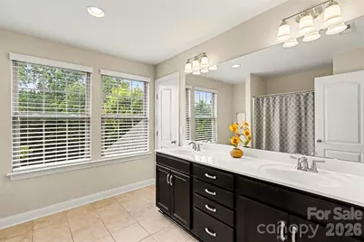 16524 Crosshaven Drive, Charlotte, NC 28278 - Photo 32