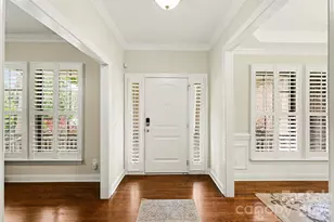 16524 Crosshaven Dr, Charlotte, NC 28278 - Photo 4