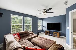 16524 Crosshaven Dr, Charlotte, NC 28278 - Photo 30