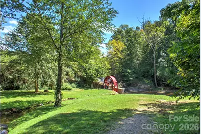22 Water Pointe Way, Weaverville, NC 28787 - Photo 38