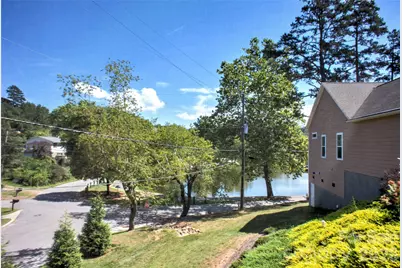 22 Water Pointe Way, Weaverville, NC 28787 - Photo 4